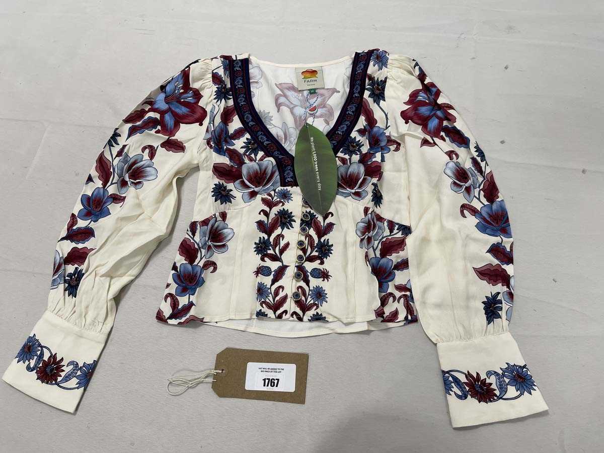 Lot Farm Rio malu winter white short sleeve blouse...