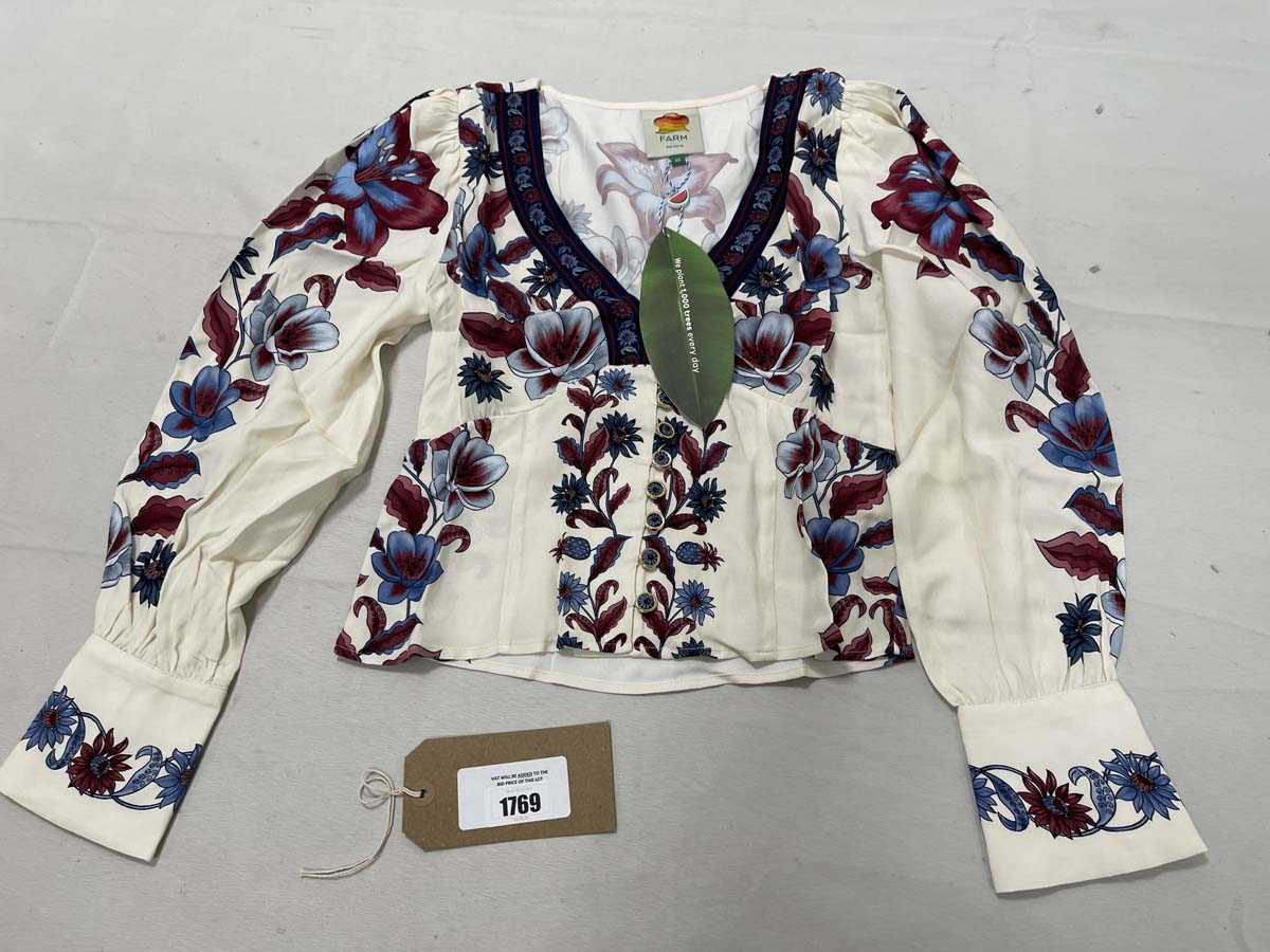 Lot Farm Rio malu winter white short sleeve blouse...