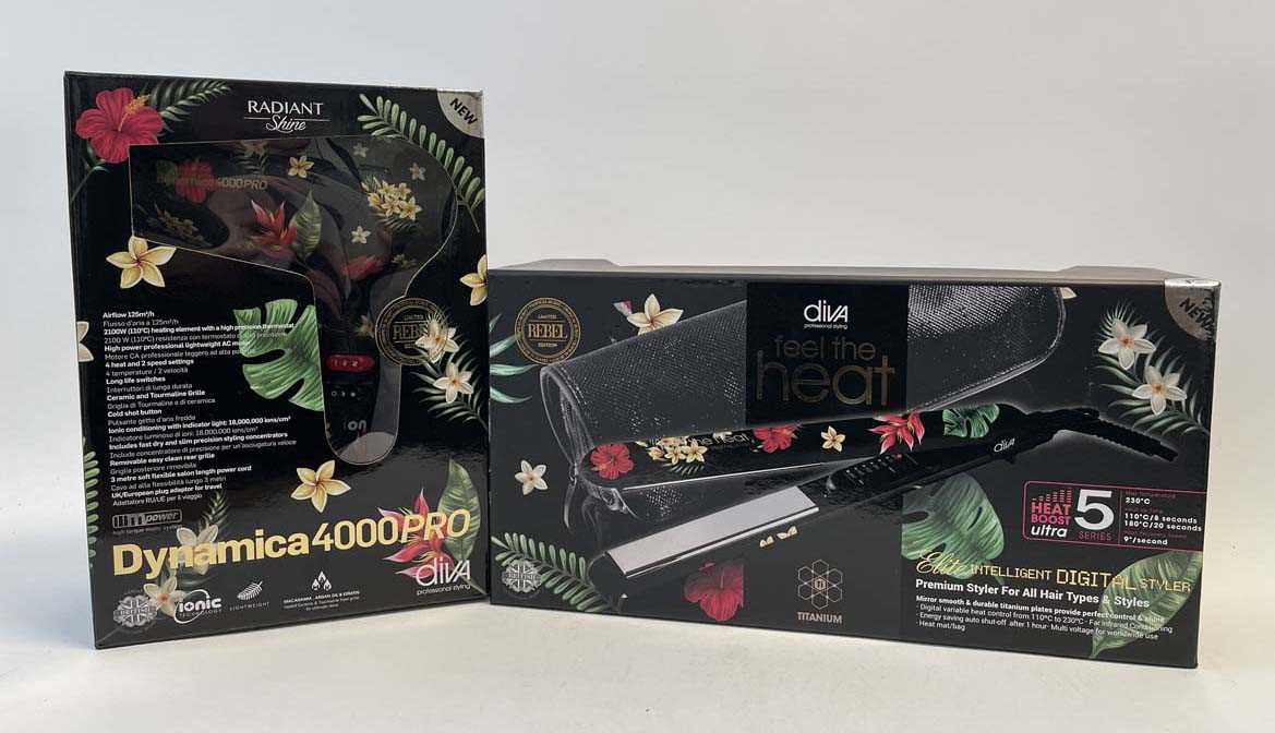 Lot Diva Feel The Heat Hair Straighteners with...