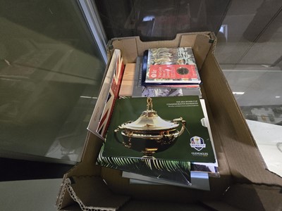 Lot 354 - A carton containing assorted collectors £2 and...