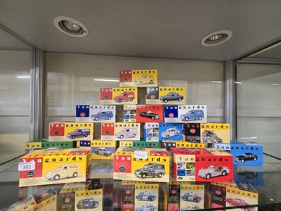 Lot 382 - Collection of 18x boxed mostly modern Leado...