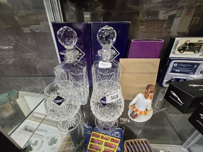 Lot 368 - An assortment of ceramic and glass table ware...