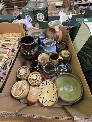 Lot 461 - A tray of mid-20th century stone tableware