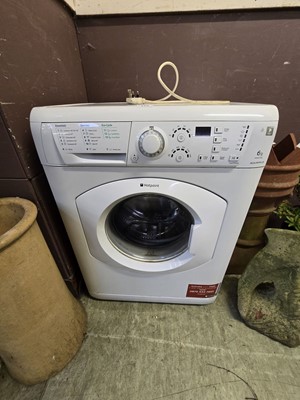 Lot 159 - A Hotpoint Aquarius model WMF540 washing machine